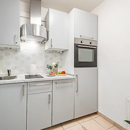 Karlsbad Apartments Apartamento *