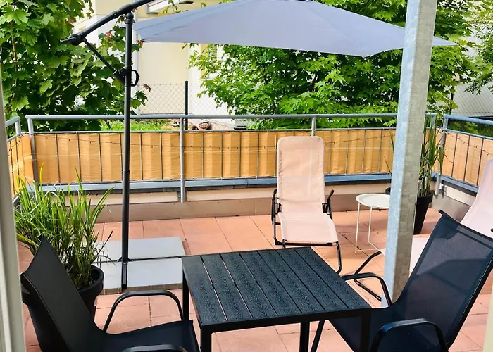 Karlsbad Apartments 公寓