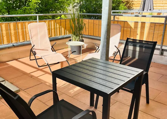 Karlsbad Apartments 公寓 *