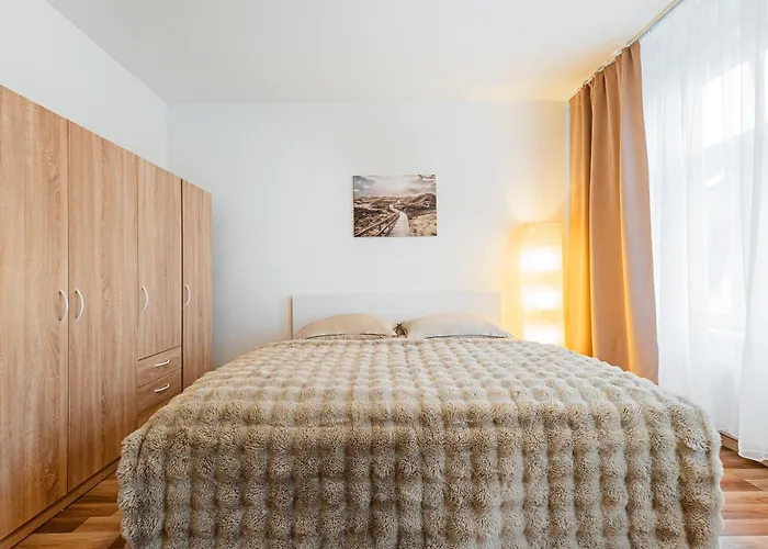 Karlsbad Apartments * קרלובי וארי