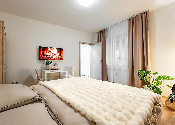 Karlsbad Apartments
