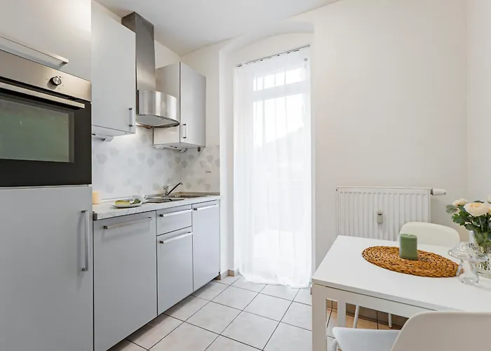 Karlsbad Apartments דירה *