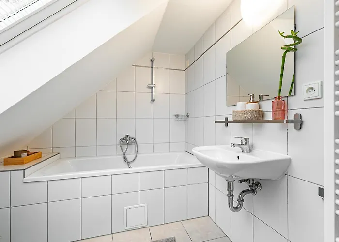 Karlsbad Apartments * קרלובי וארי